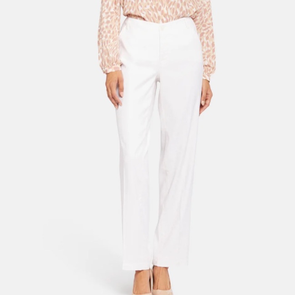 NYDJ Marilyn Straight Pants
In Stretch Linen